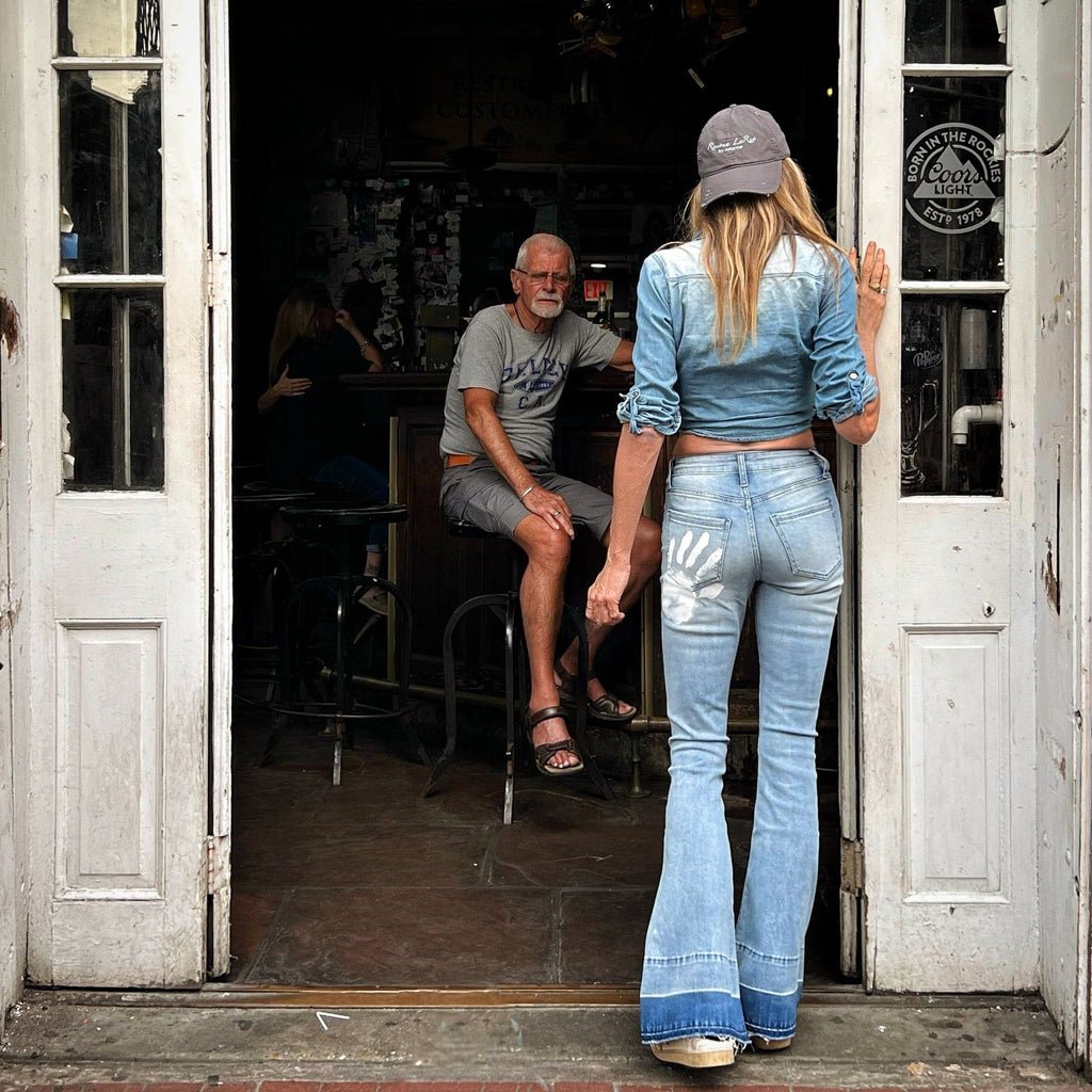 Ramona LaRue - Official Site of Ramona La Rue By Arianne Brown